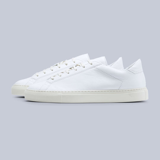 Classic White Racquet Sr Sneakers