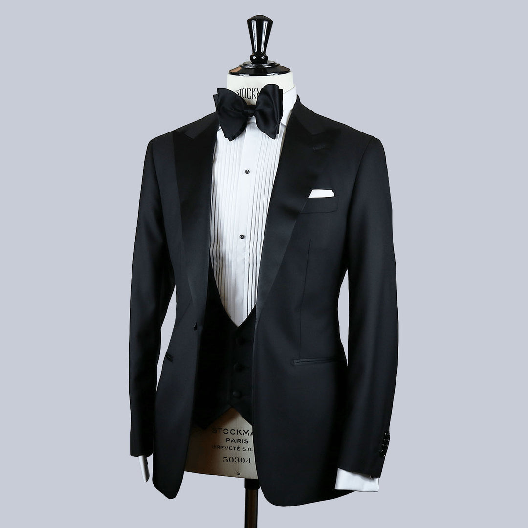 Black Peak Lapel Tuxedo