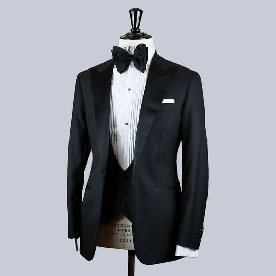 Black Peak Lapel Tuxedo