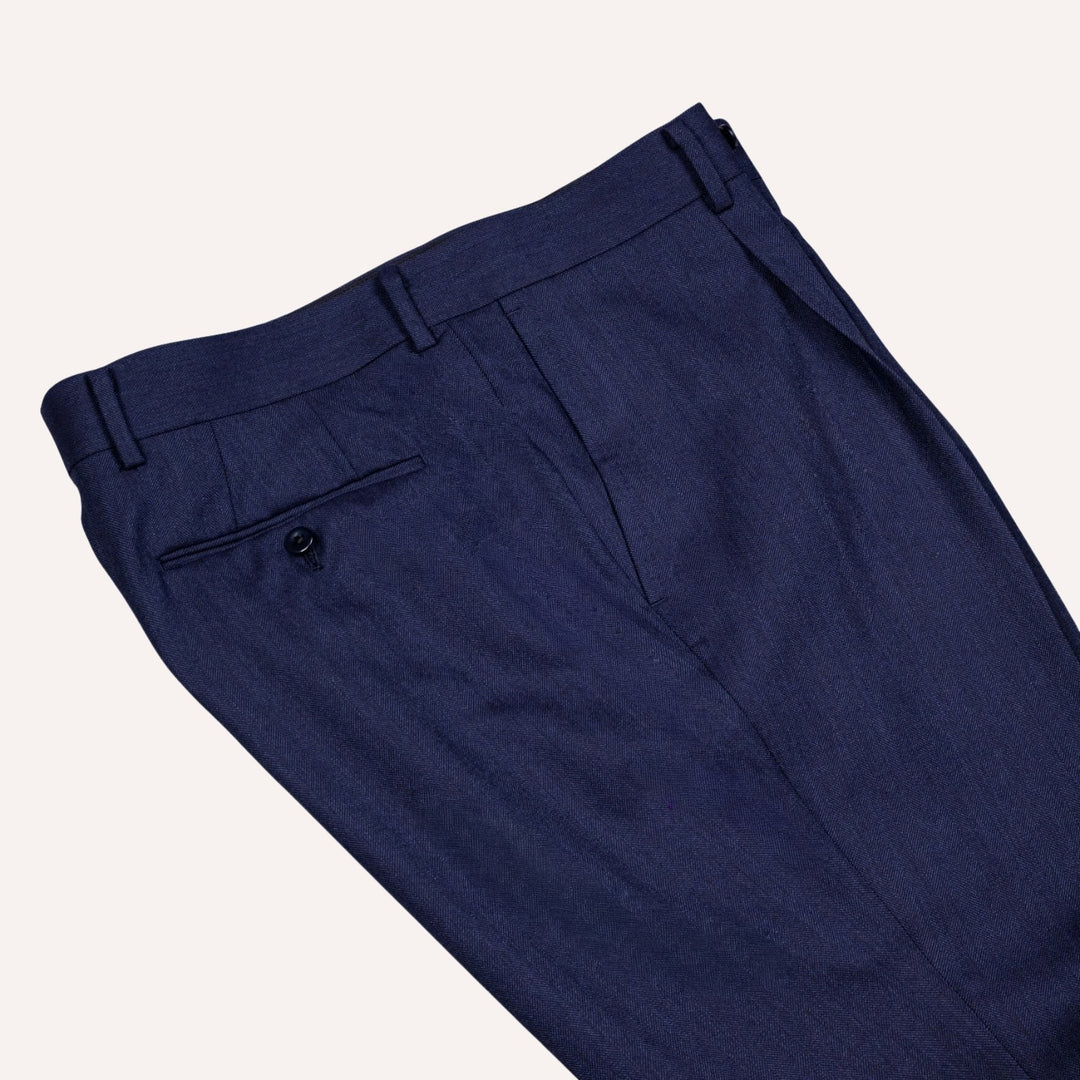 Navy Herringbone Calm Twist Suit