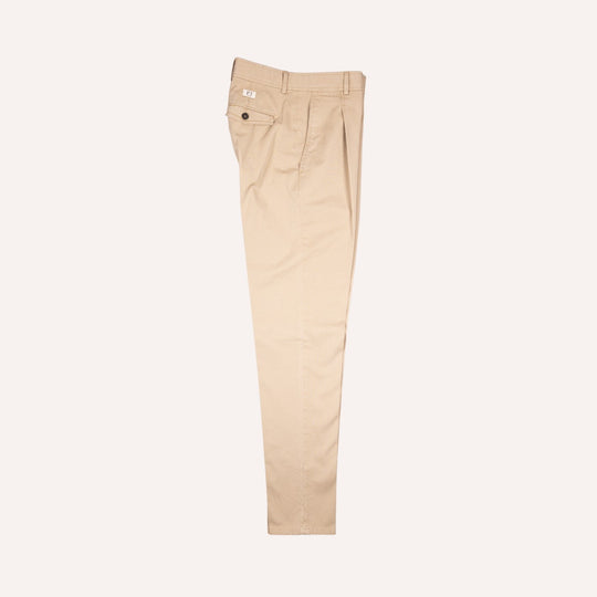 Washed Khaki Cotton One Pleat Officer Chino - Tapered Fit