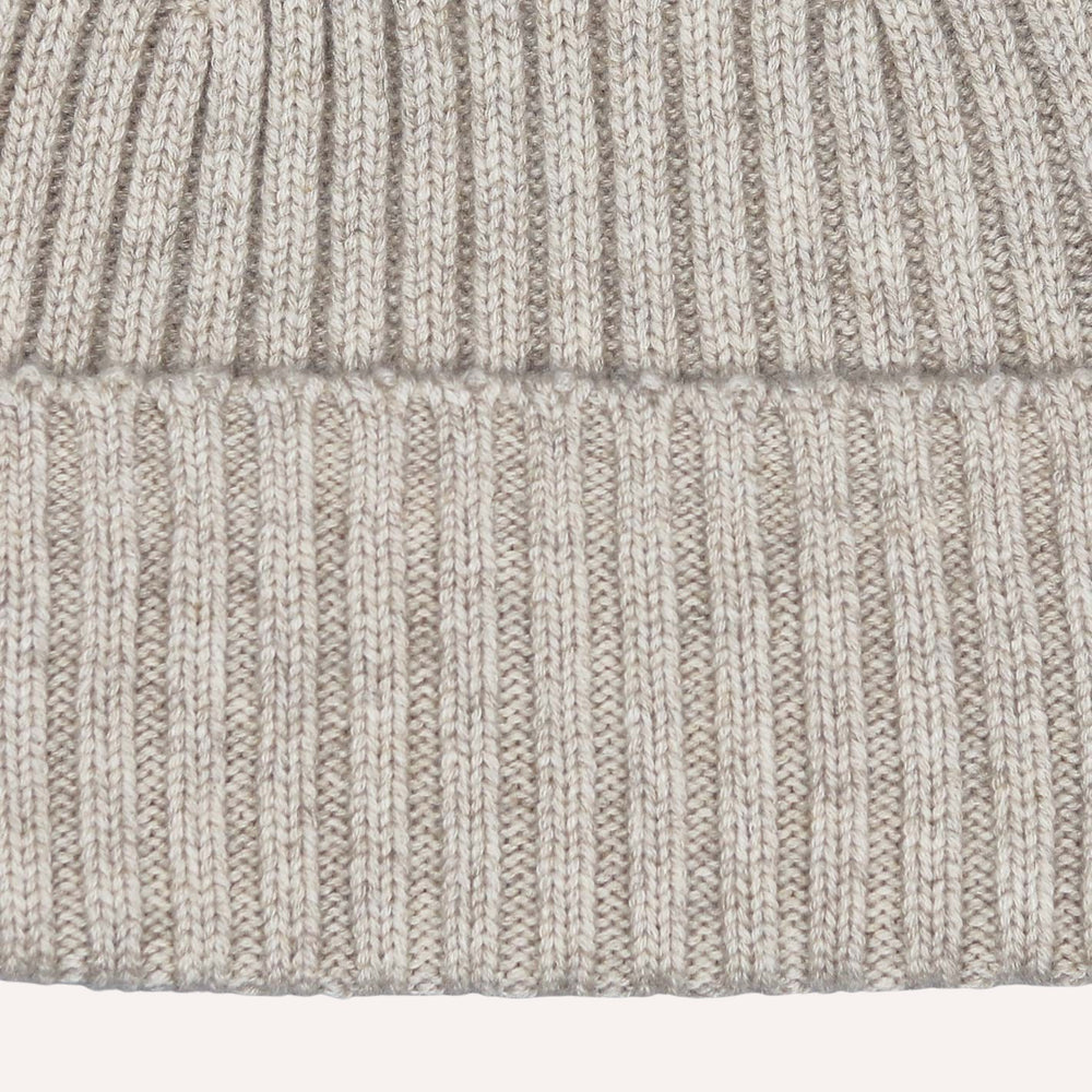 Oatmeal Ribbed Cashmere Beanie