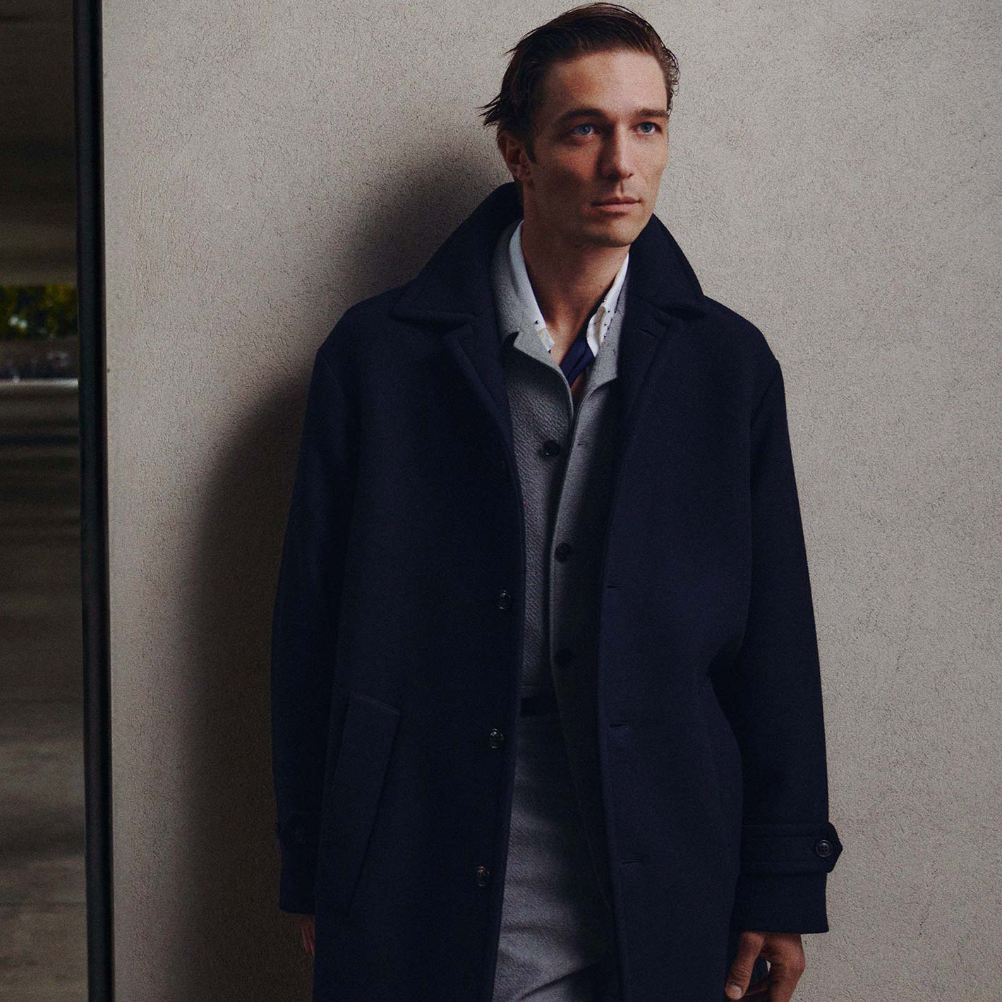 Navy Virgin Wool Raglan Coat – Lund & Lund