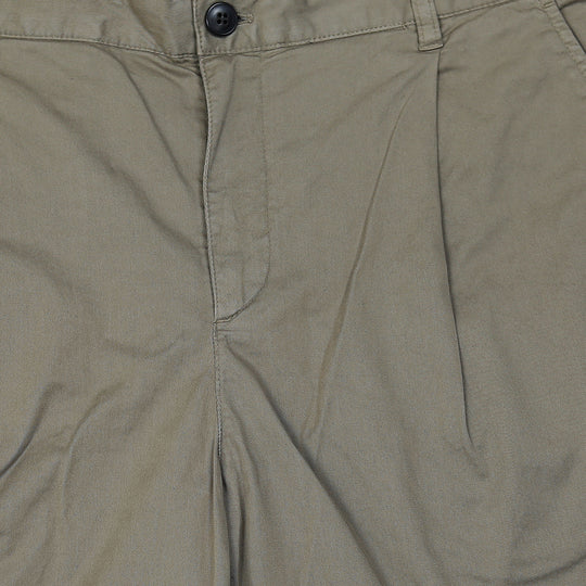 Sunspel Olive Green Twill Cotton Pleated Shorts